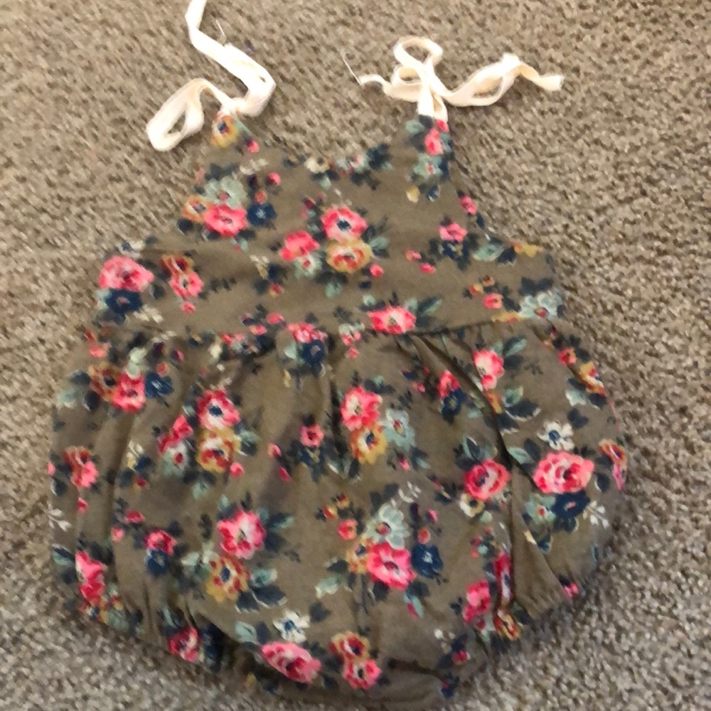 TODDLER GIRL FLOWER ROMPER
